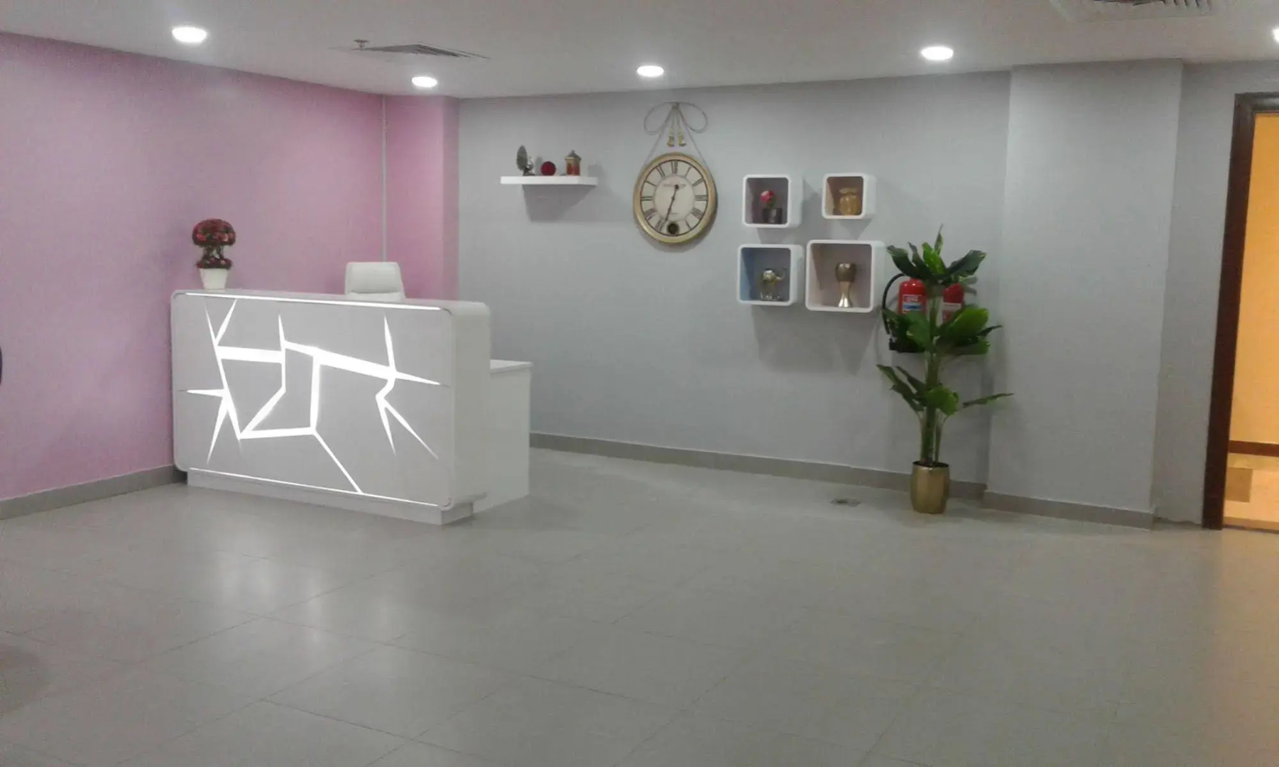 Golden Garden Al Corniche Hotel