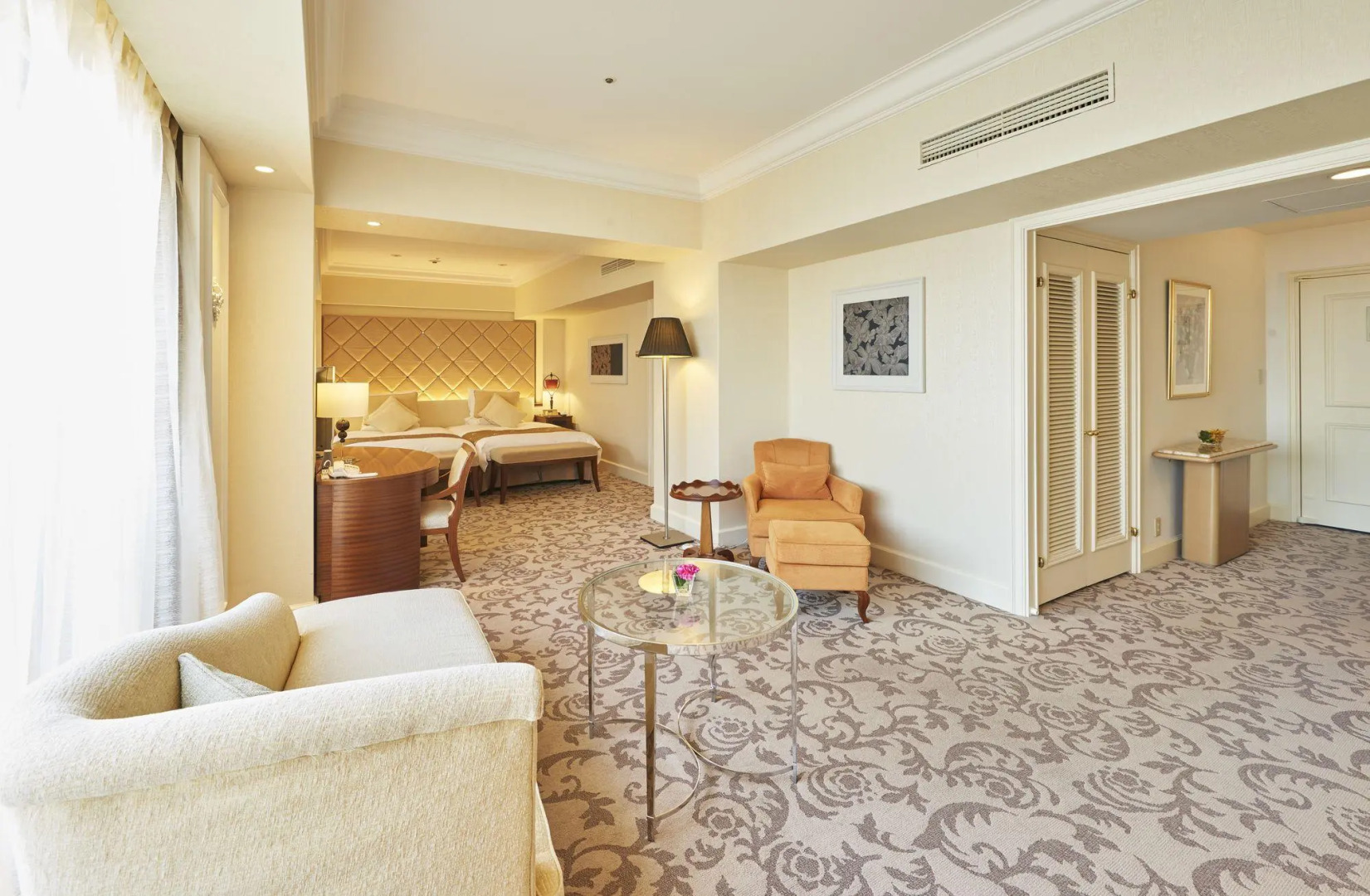 Отель Okura Tokyo Bay