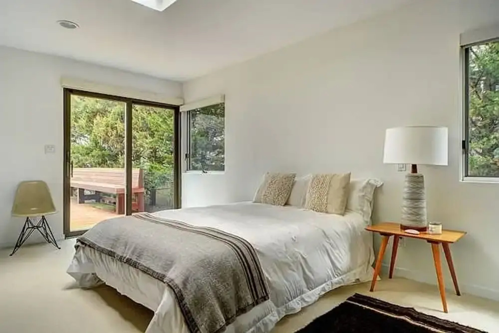 Sunset Villa by Rove Beachfront w Deck Pool