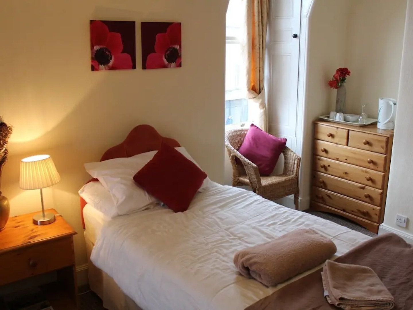 The Avenue Restaurant at The Victoria Inn