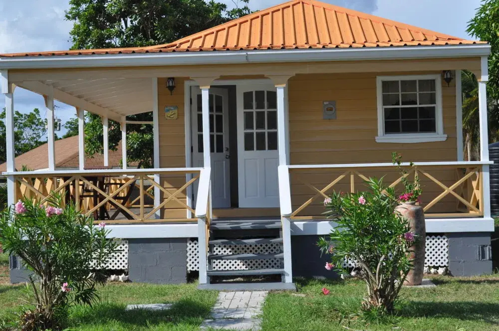 Turner's Beach Cottages