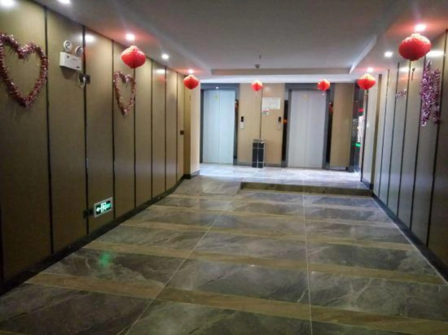 Dongfang Shengdalou Boutique Hotel