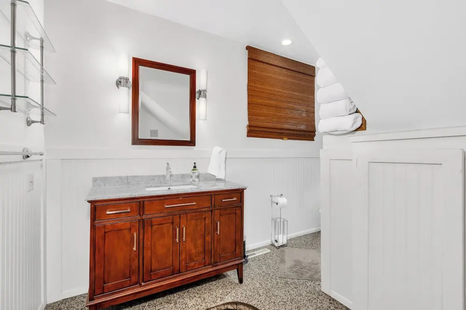 CC Cabin - Full Game Room! Wrap Around Deck!