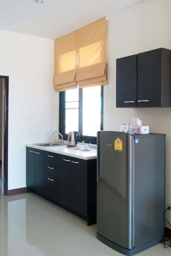 Suporn Lakeview Service APT & Homestay