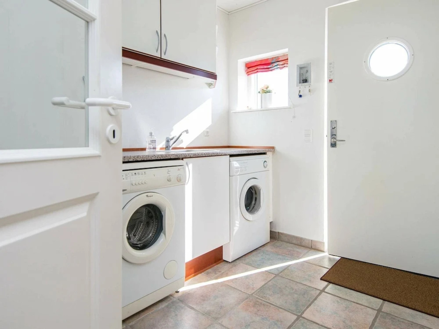 Lovely Holiday Home in Glesborg Near Sea