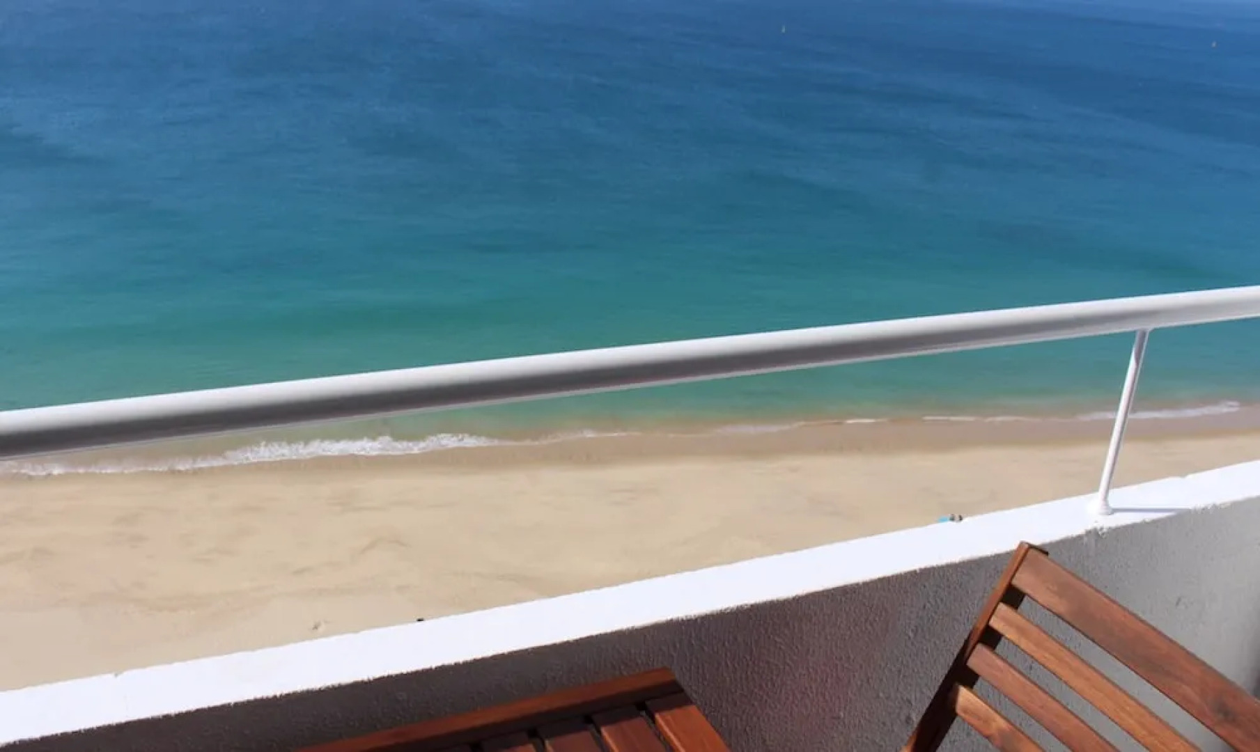 Akisol Sesimbra Beach