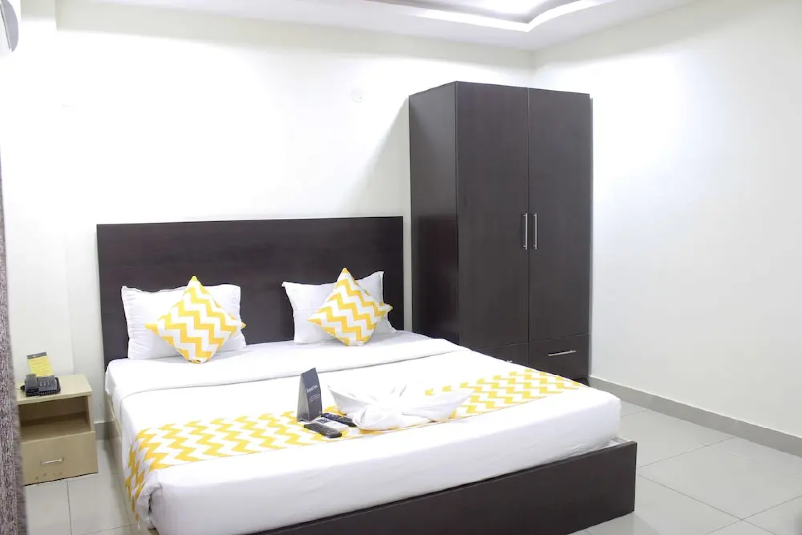 OYO 17375 My Place Kondapur Hicc