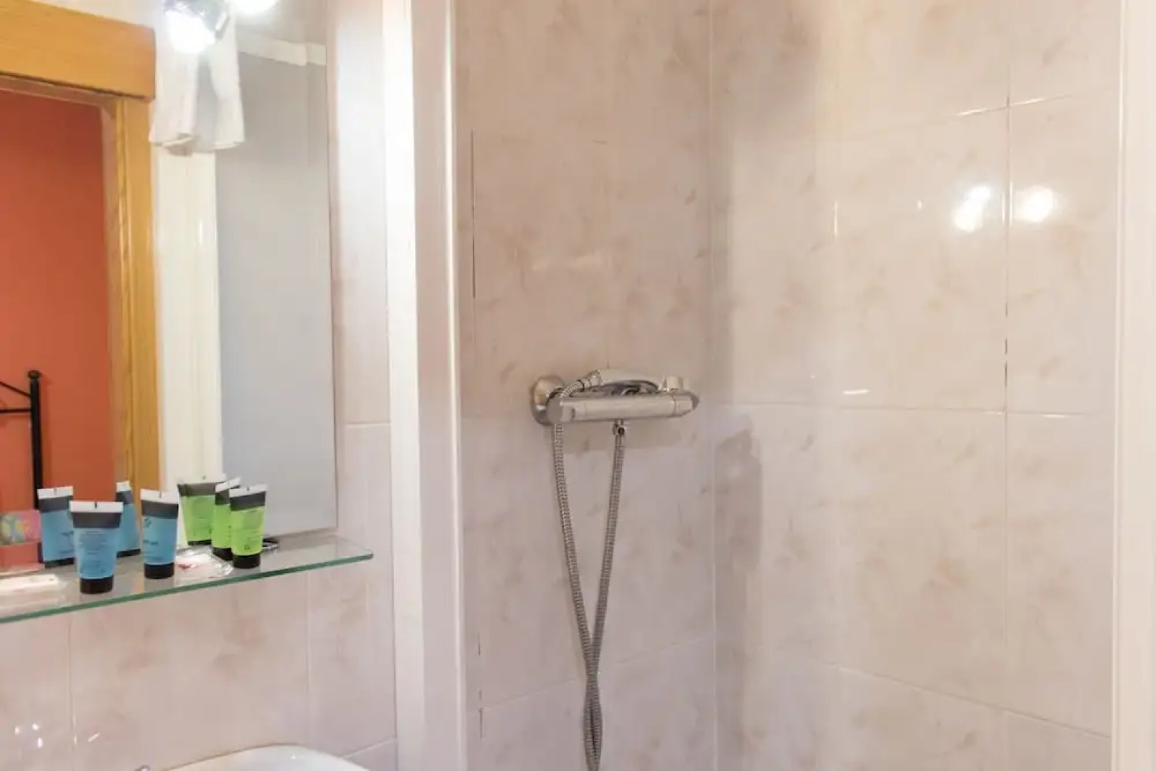 Hostal Restaurante Riofrio