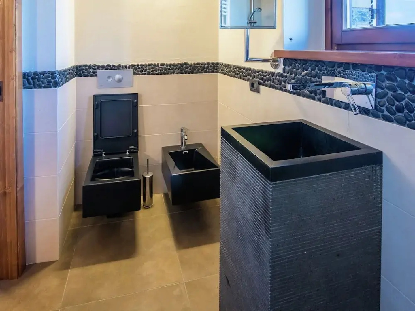 Flat on a Farm With Swimming Pool and Many Activities