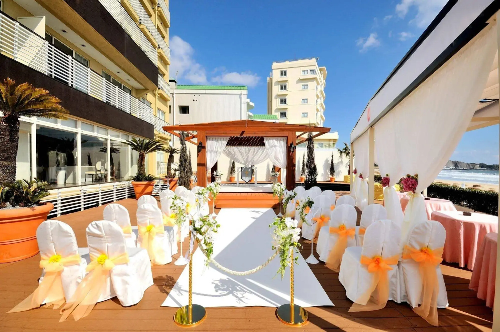 Sayan Terrace Hotel & Resort