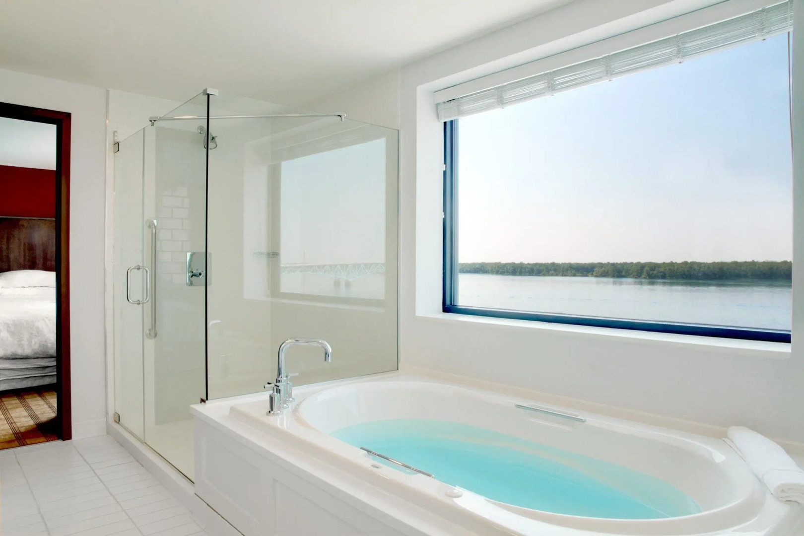 Crowne Plaza Niagara Falls NY Riverside by IHG