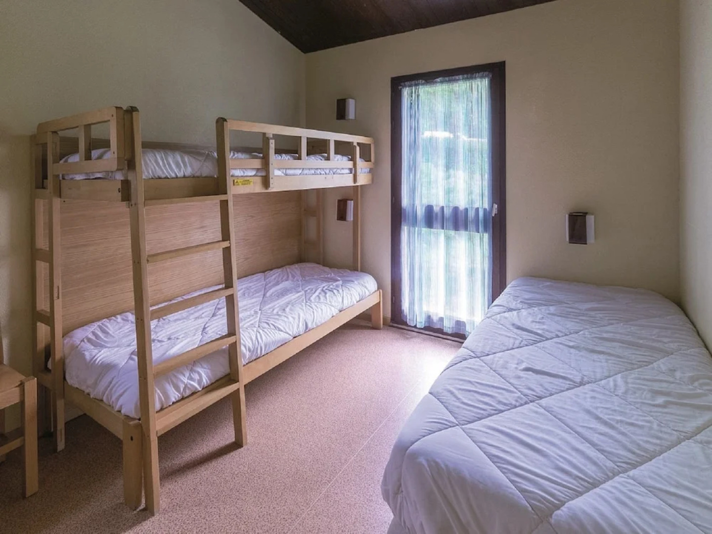 Well-kept Apartment in the Lubéron Near a spa Resort