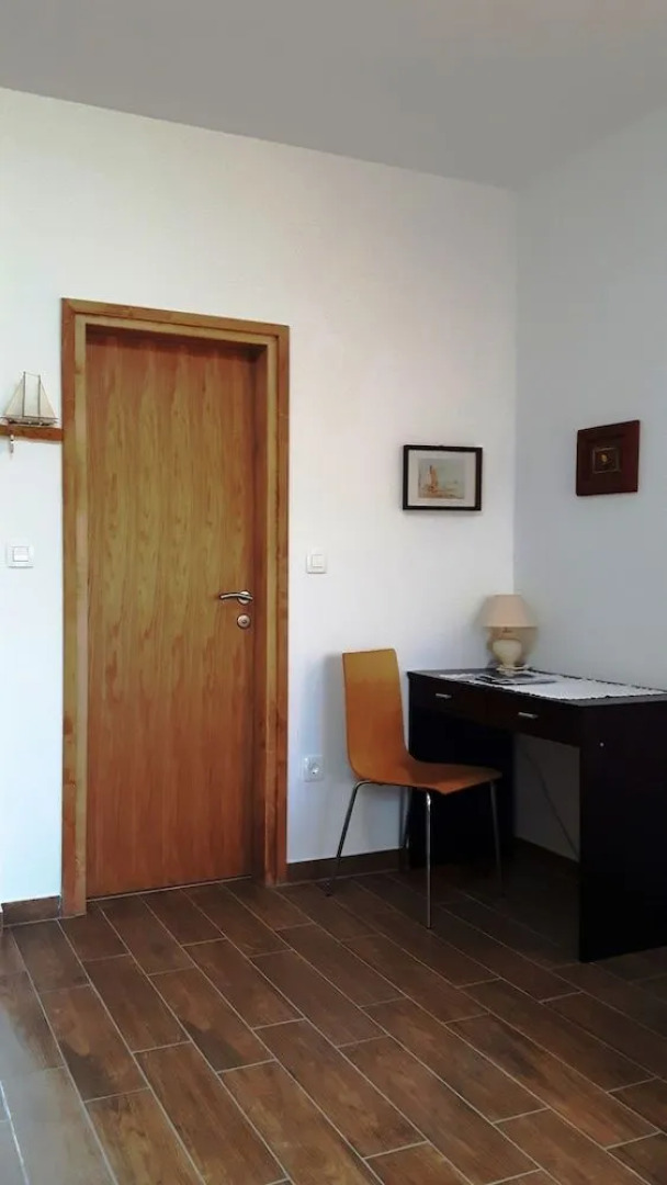 Apartment & rooms Danijel