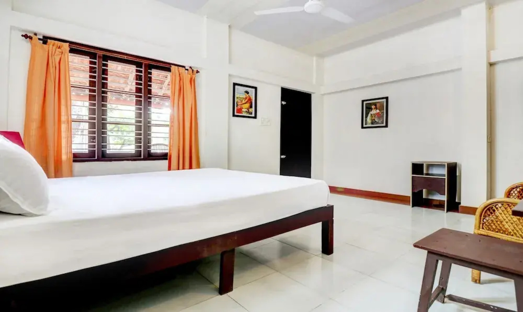 Shirleys Beach Hotel