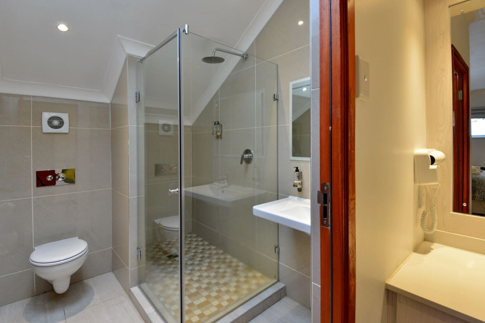 Val Du Charron Wine & Leisure Estate