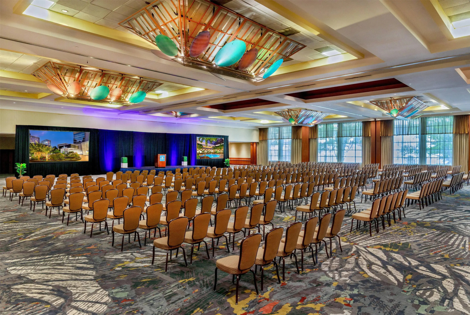 Courtland Grand Hotel, Trademark Collection by Wyndham