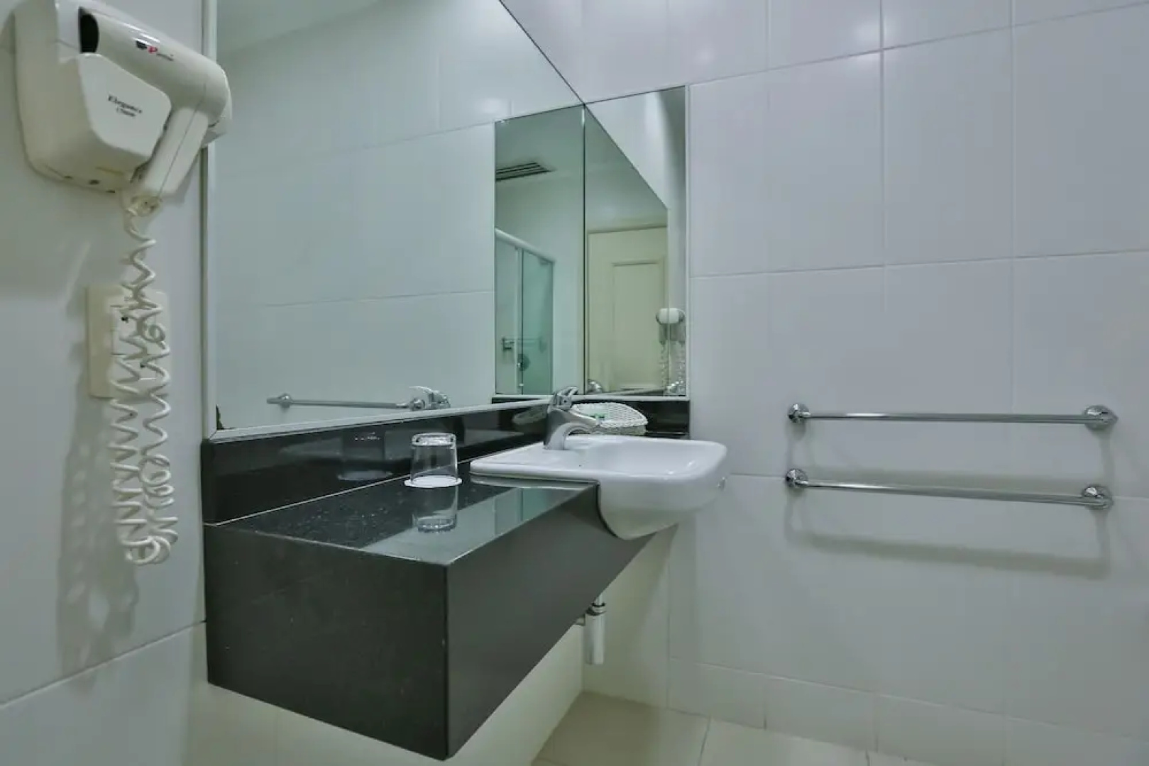 Itapema Beach Hotel & Convention