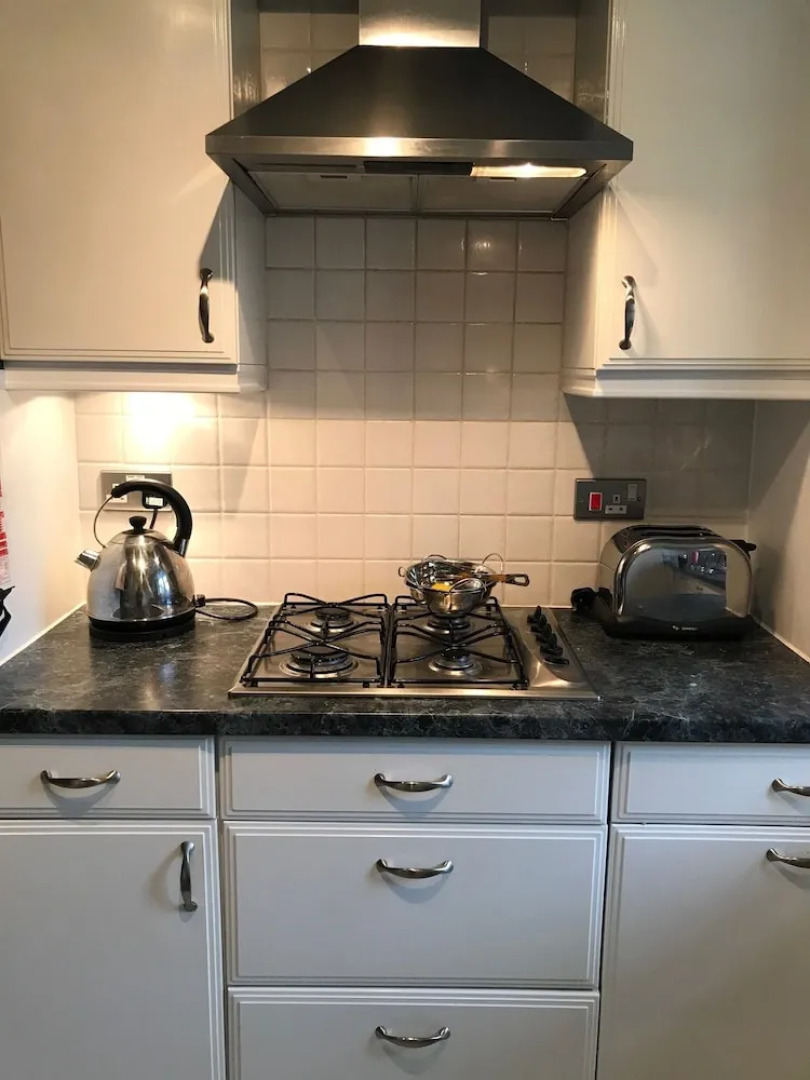 Abbotsford House Apartment