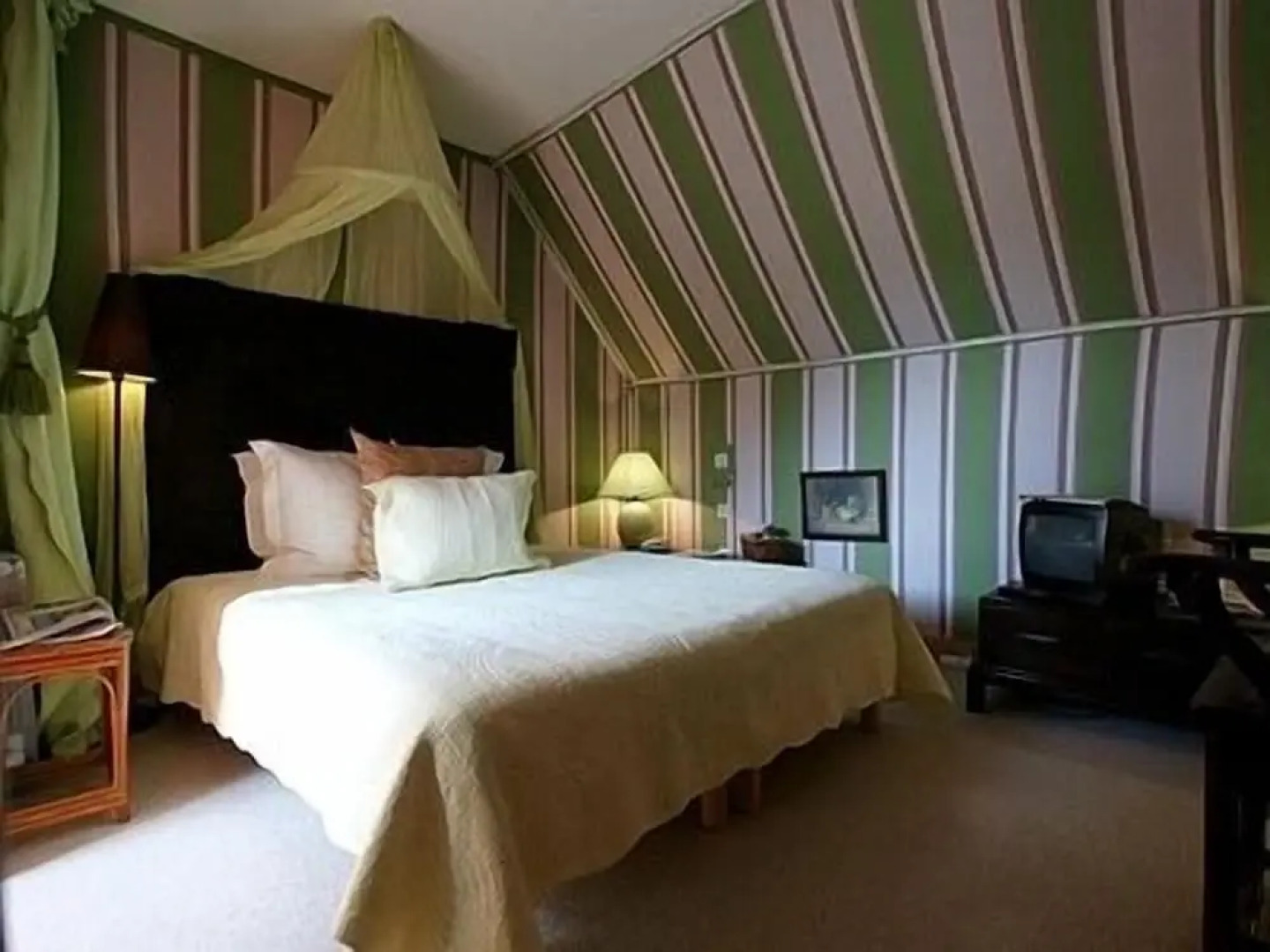 Hotel Kastell Dinec'h