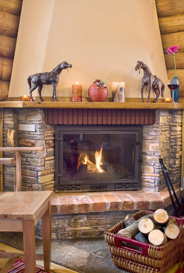 Sfendamos Wood Village