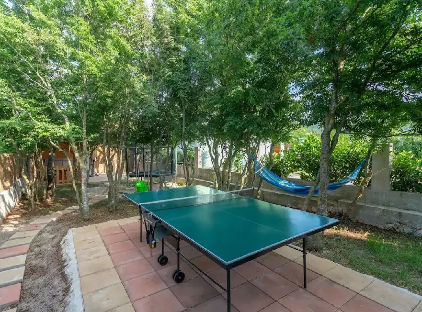 Sunny Escape Holiday Home Dicmo With Pool and Gym