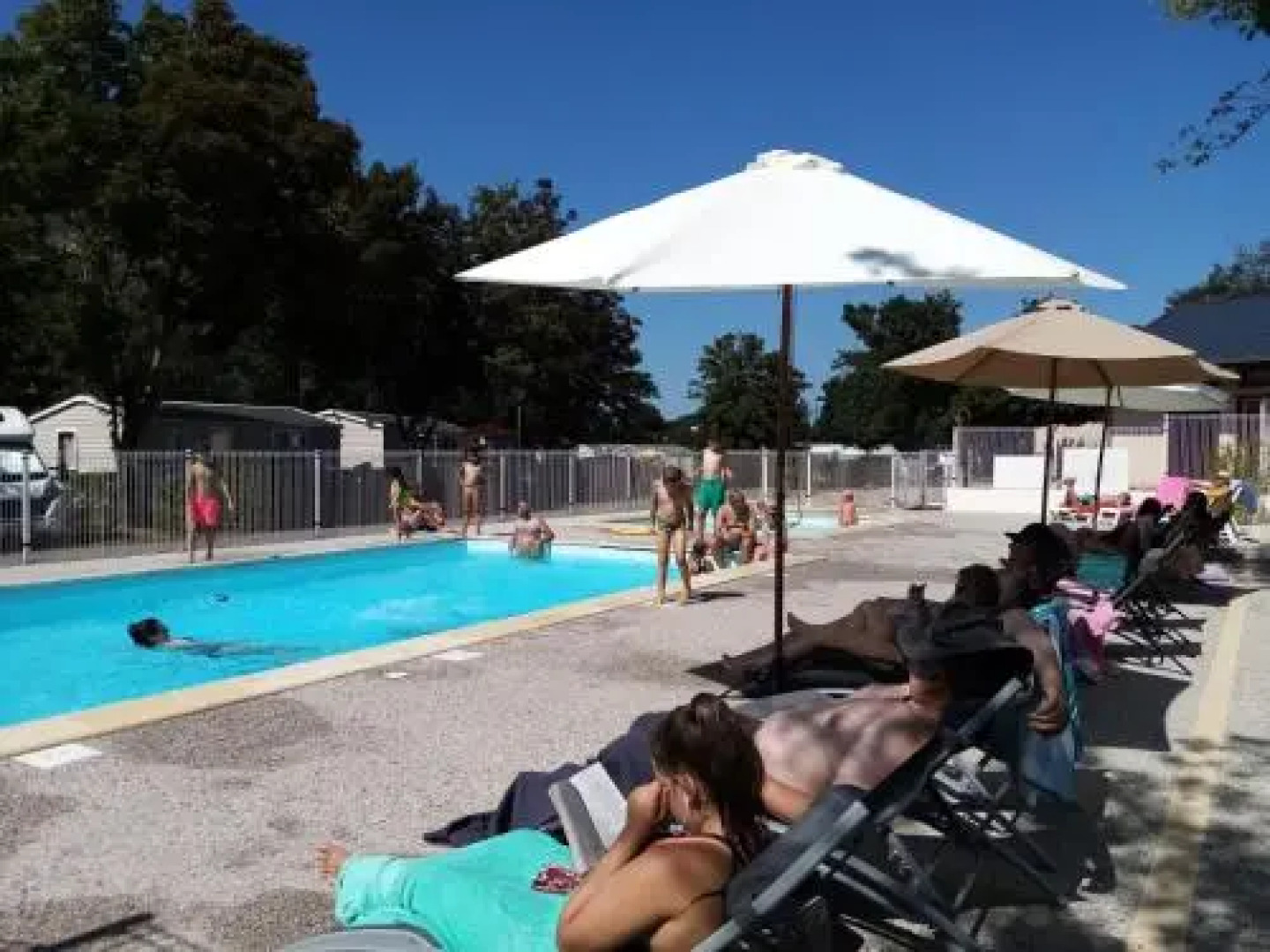 Camping et Village-Chalets du Breuil