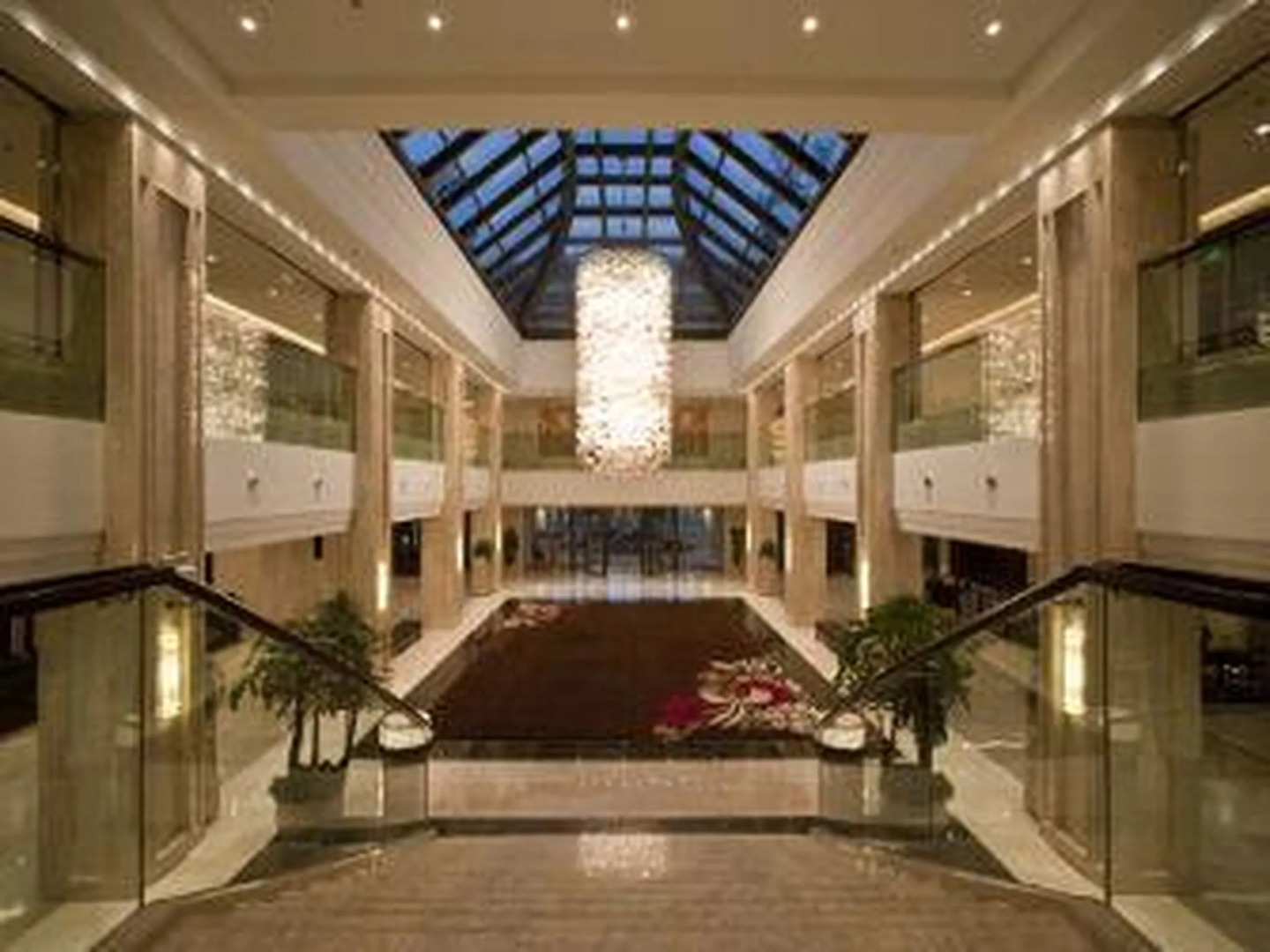 Howard Johnson Tongfang Plaza Zhuji