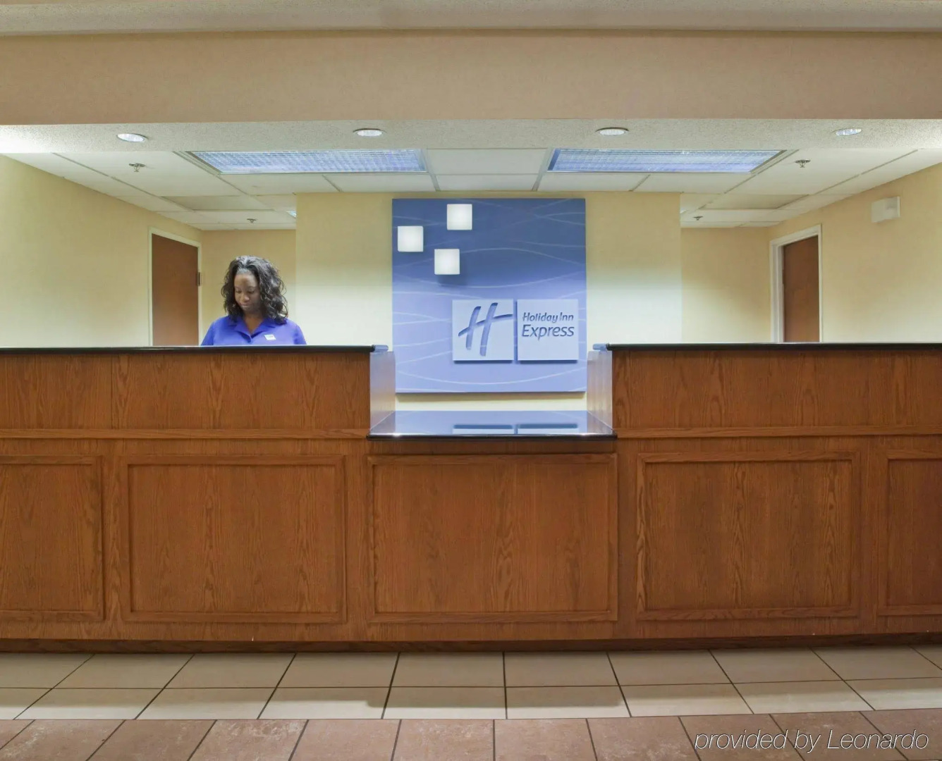 Holiday Inn Express Hotel and Suites Kinston by IHG