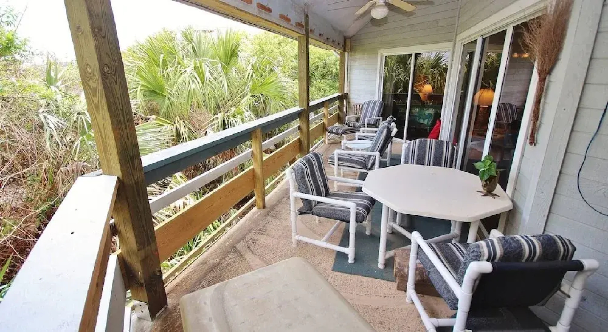 Sea Woods 270 Apartment 3