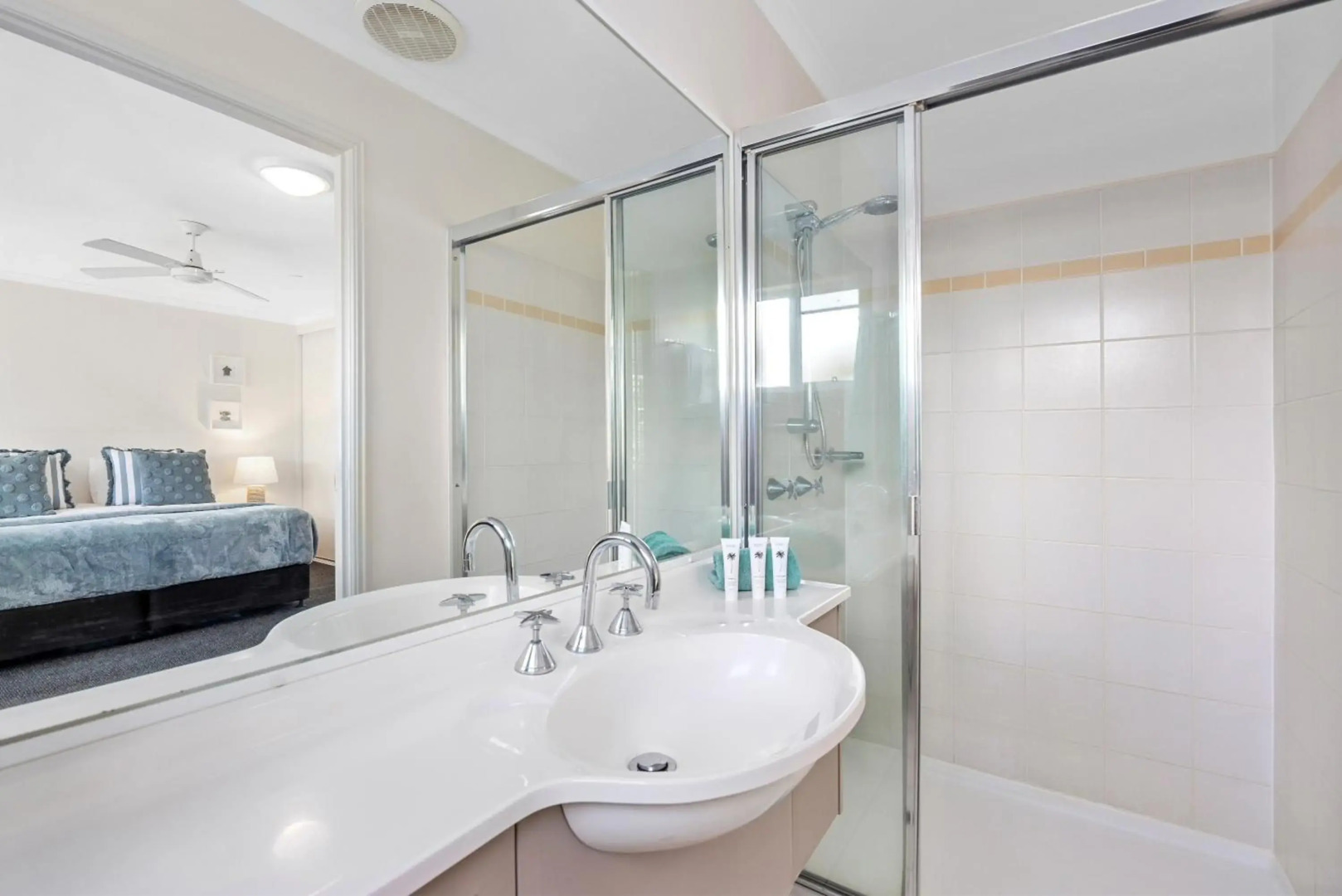 Noosa Outrigger Beach Resort