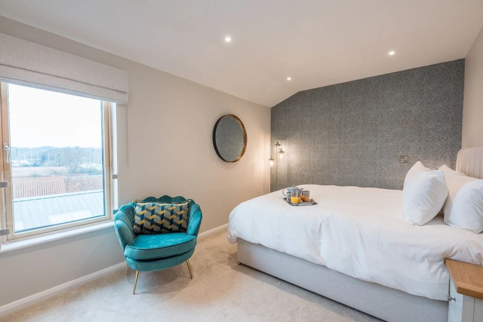 Woodbridge Penthouse