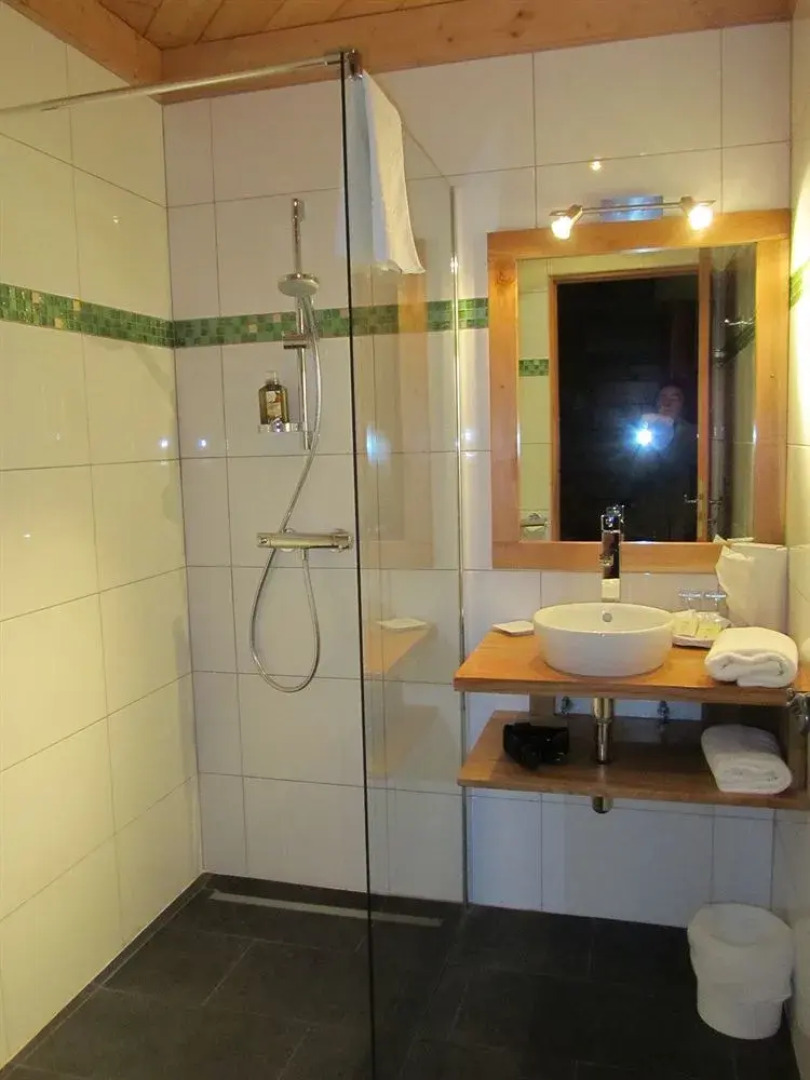 Hôtel Denarié - Restaurant les 5 Chemins