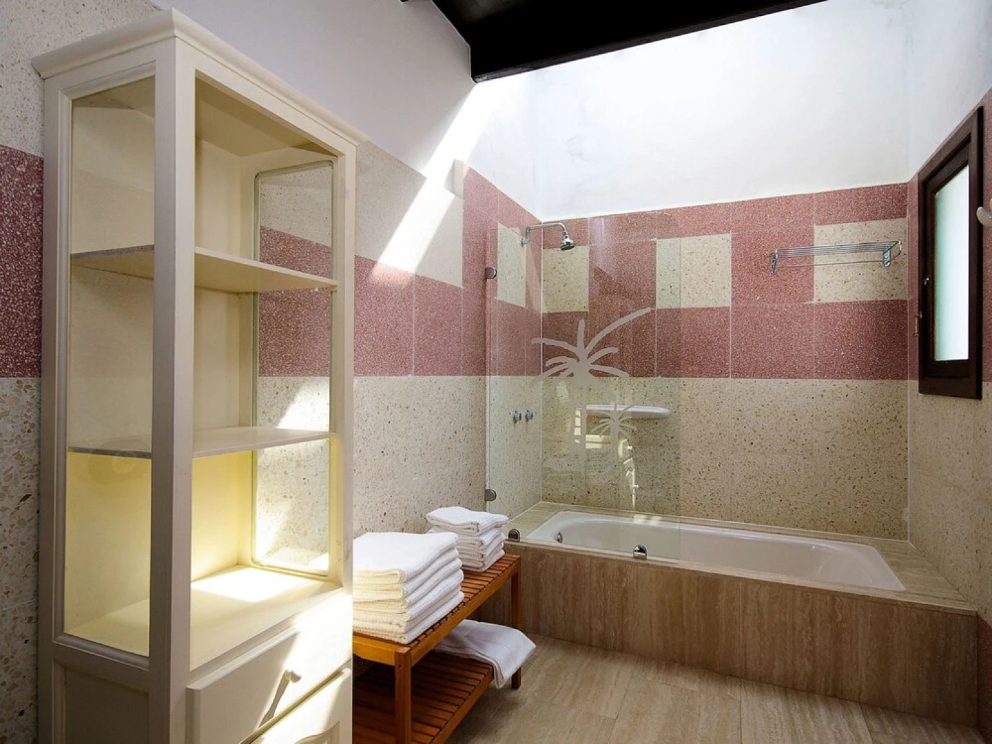 Comfortable Villa in Haría With Swimming Pool