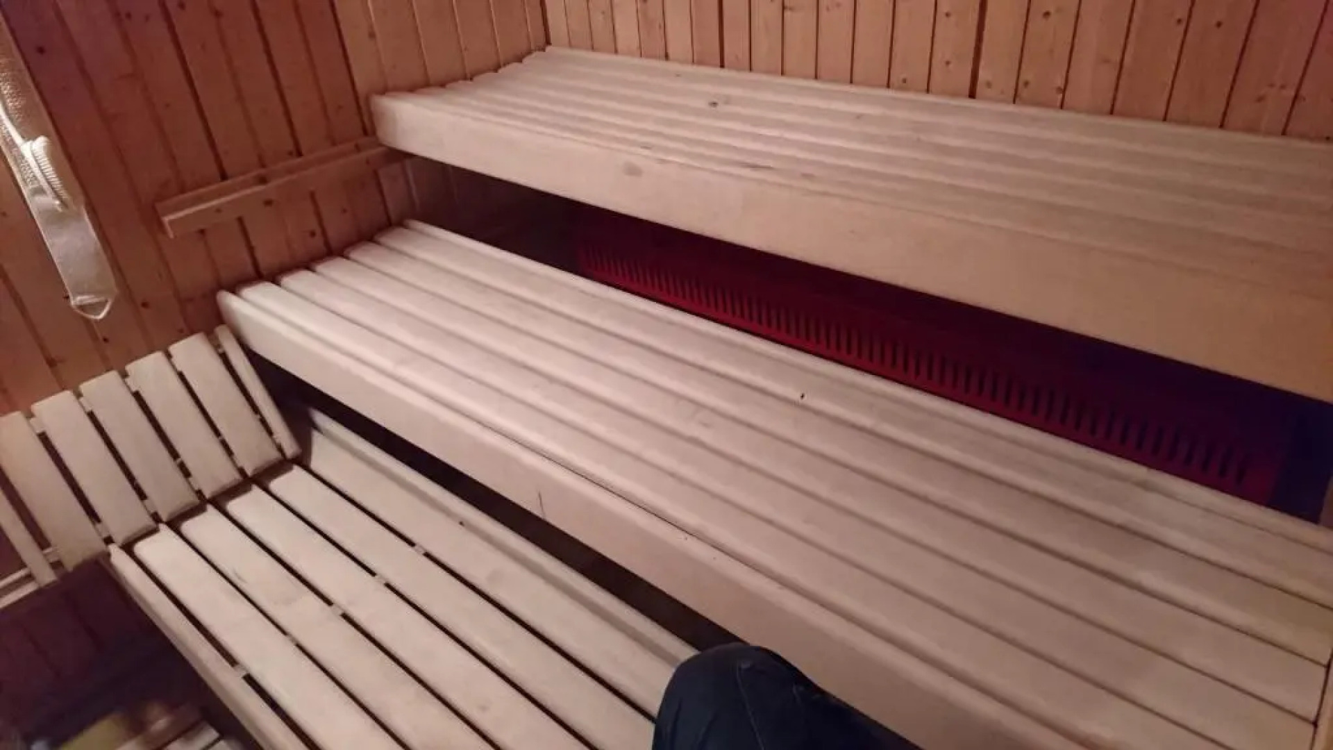 Ruhiges Keller Apartement