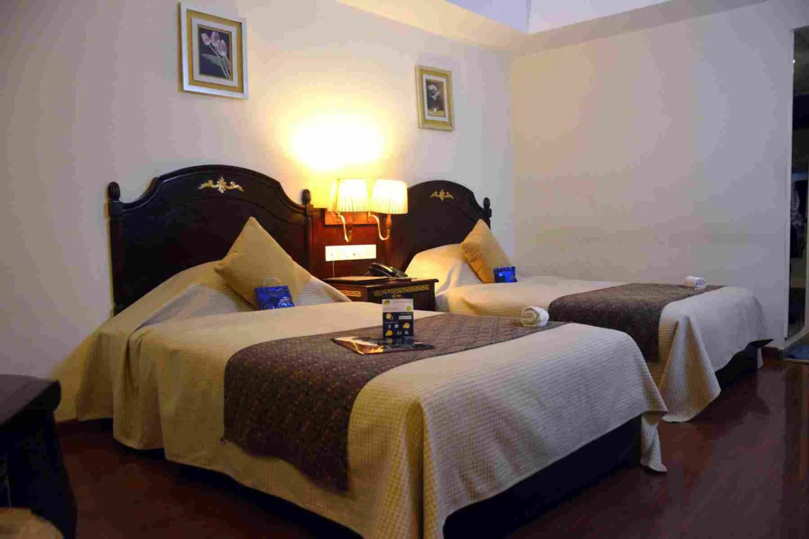 OYO Premium Navalur Hubli