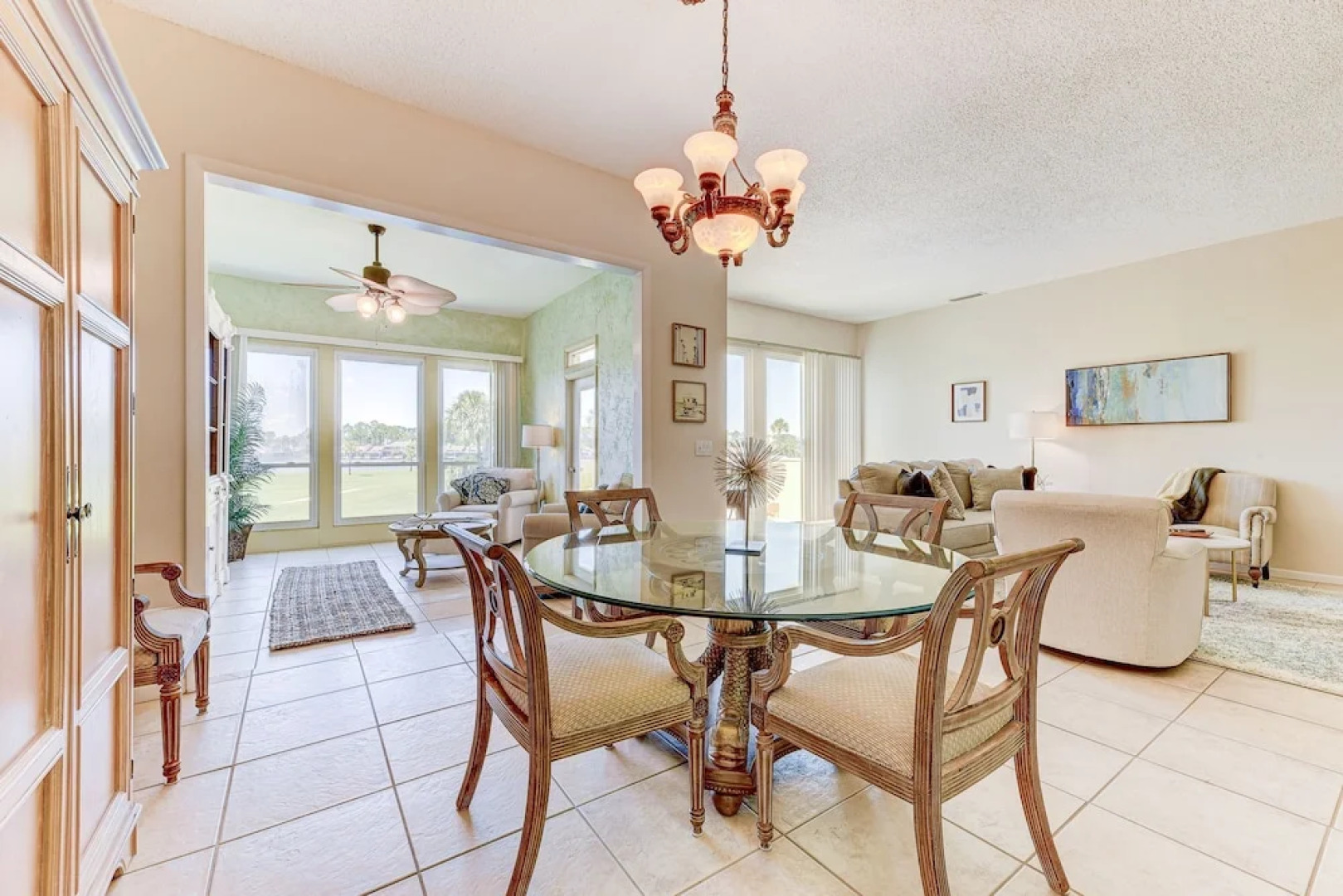 Tifton Way 2 by Vtrips