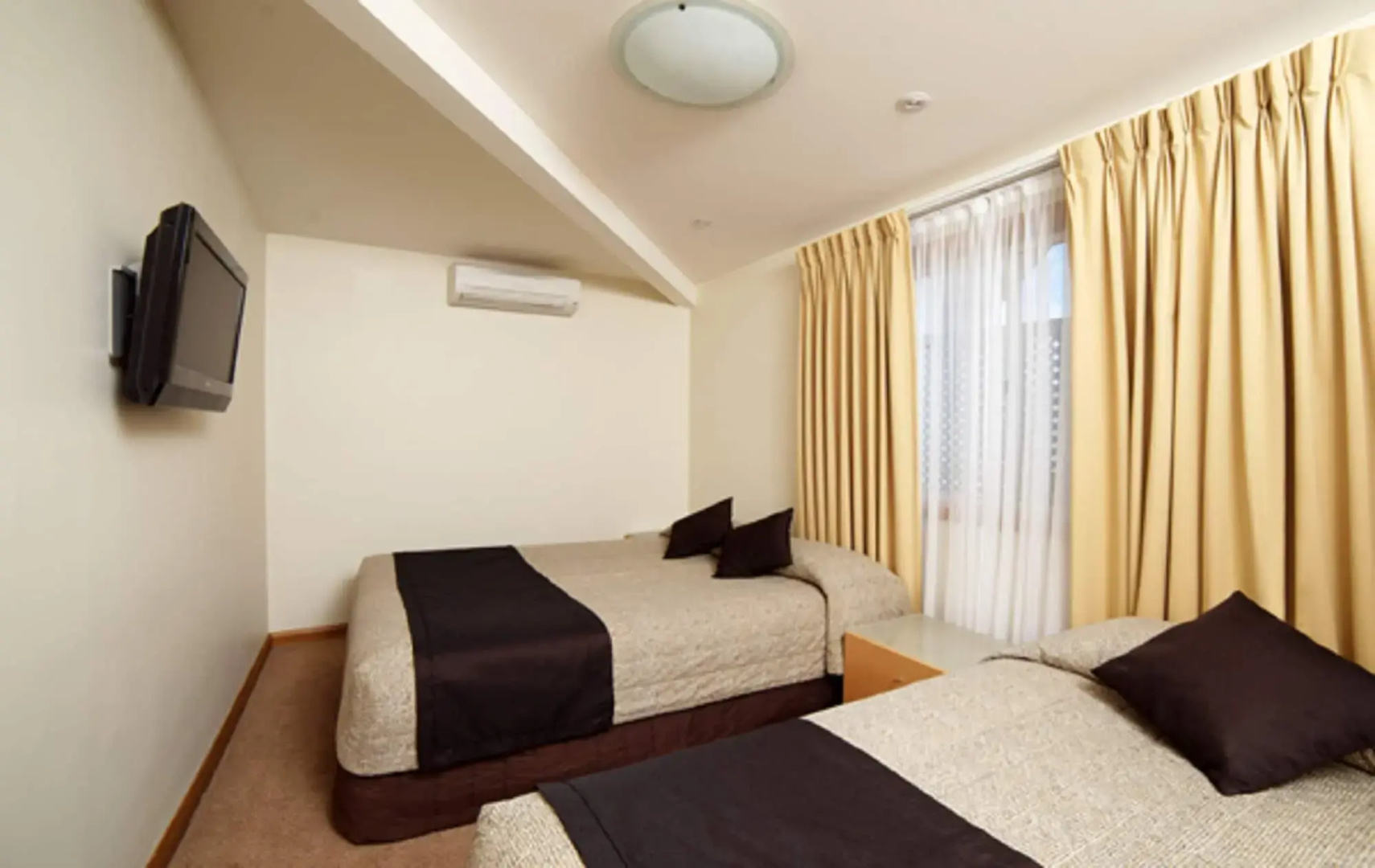 Willows Motel Goulburn