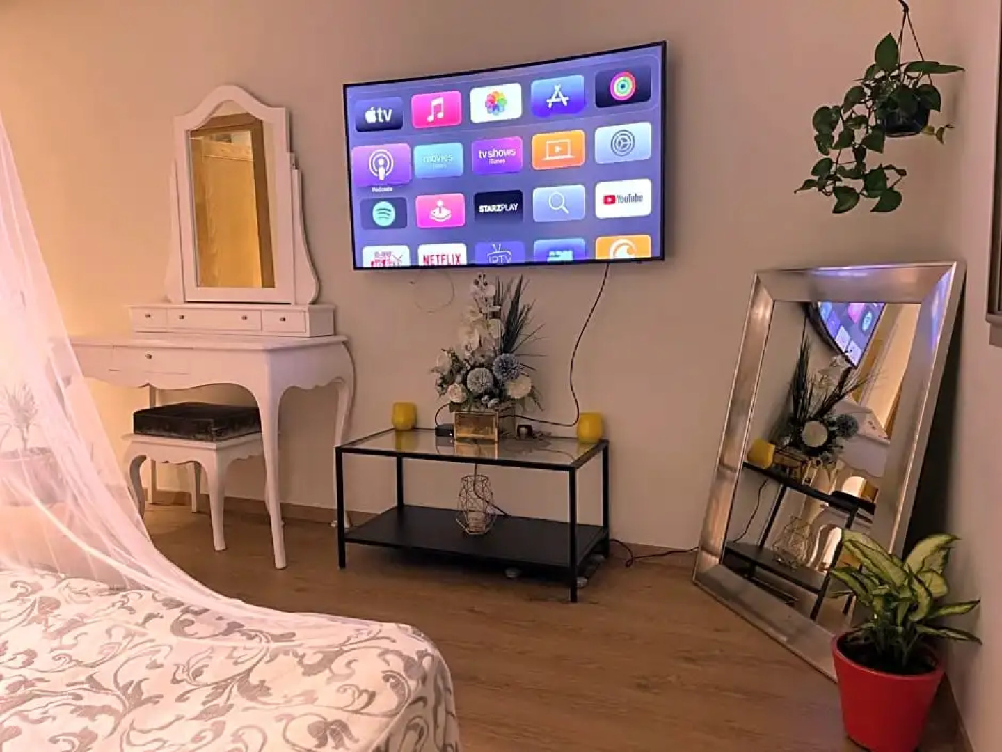 Chambre d'hôte close to the Airport MED 5 & market