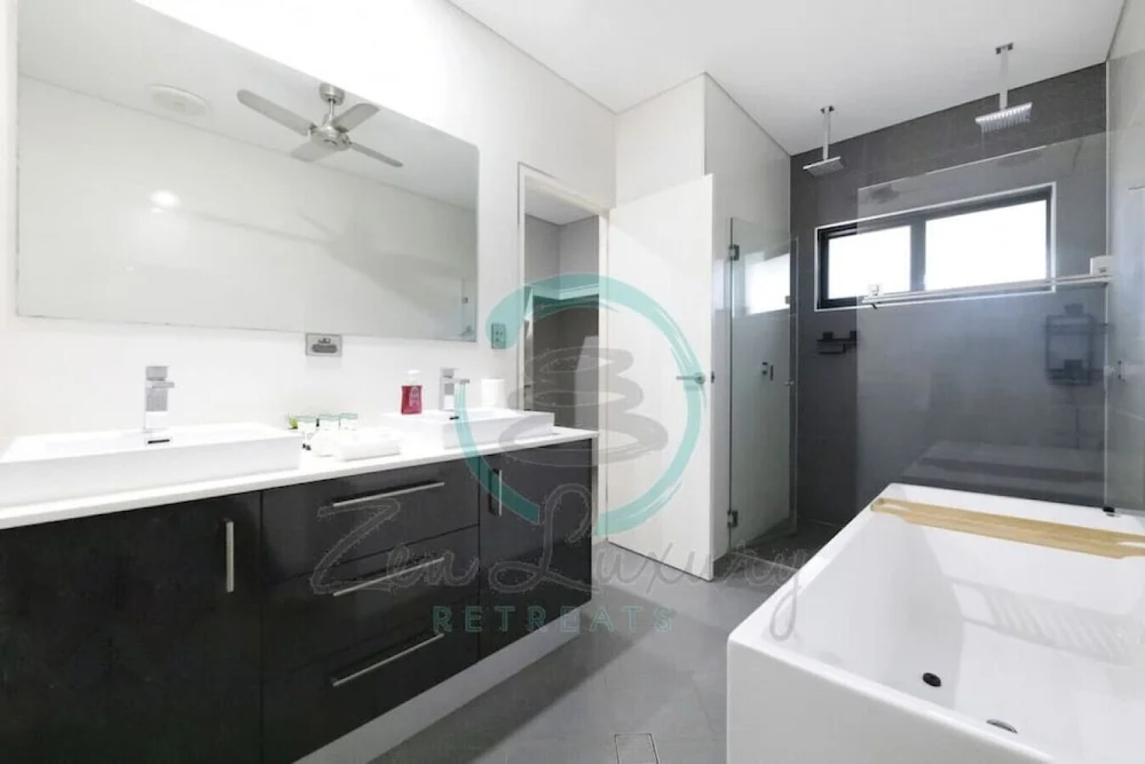 ZENHOUSE - 5BR Family with Private Pool