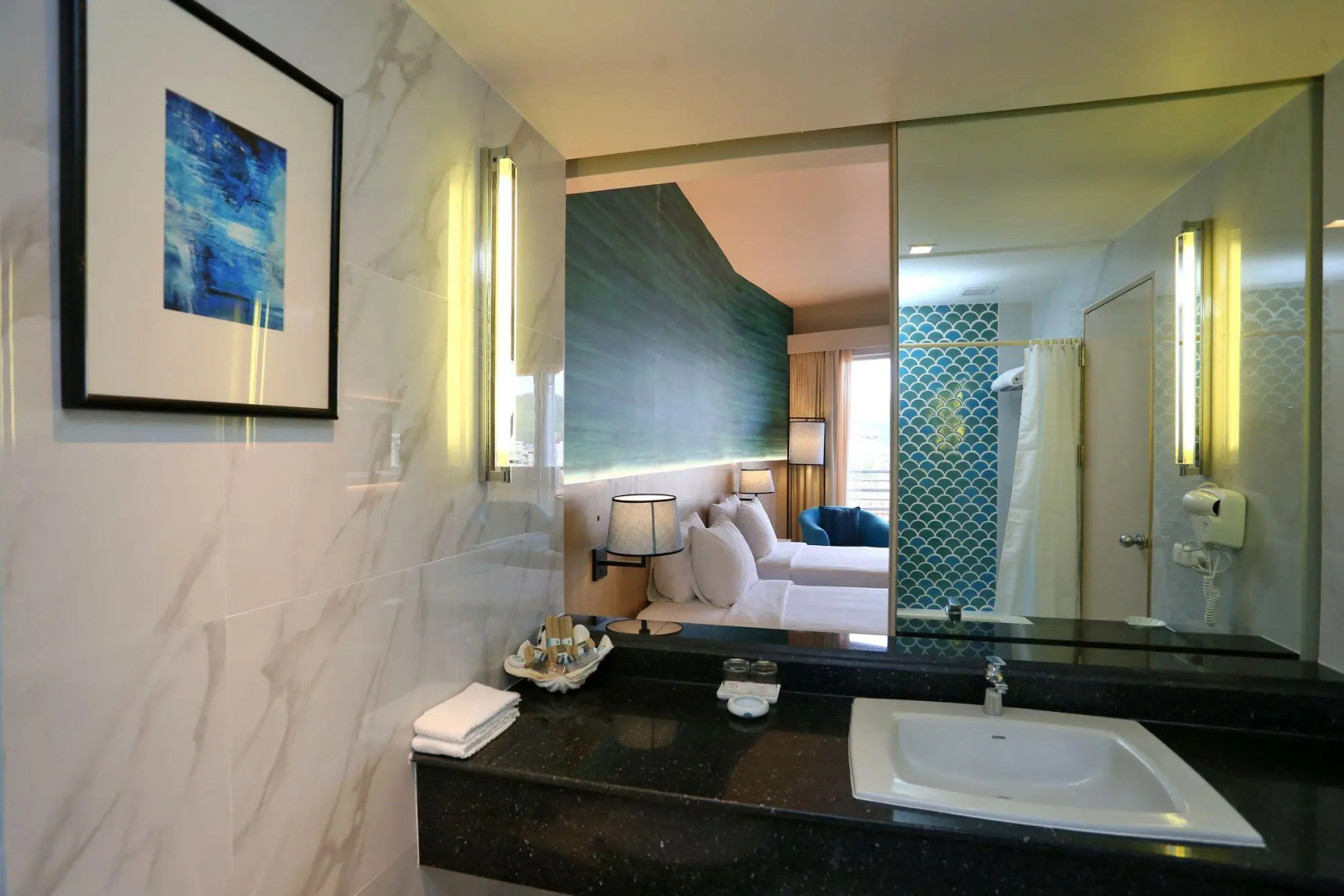 The Royal Paradise Hotel & Spa