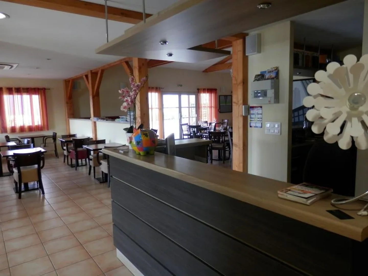 Ever Route 64 Brit Hotel Tarbes Ibos