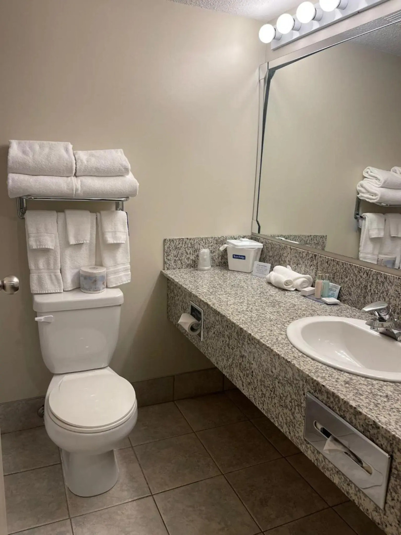 Travelodge by Wyndham Stony Plain