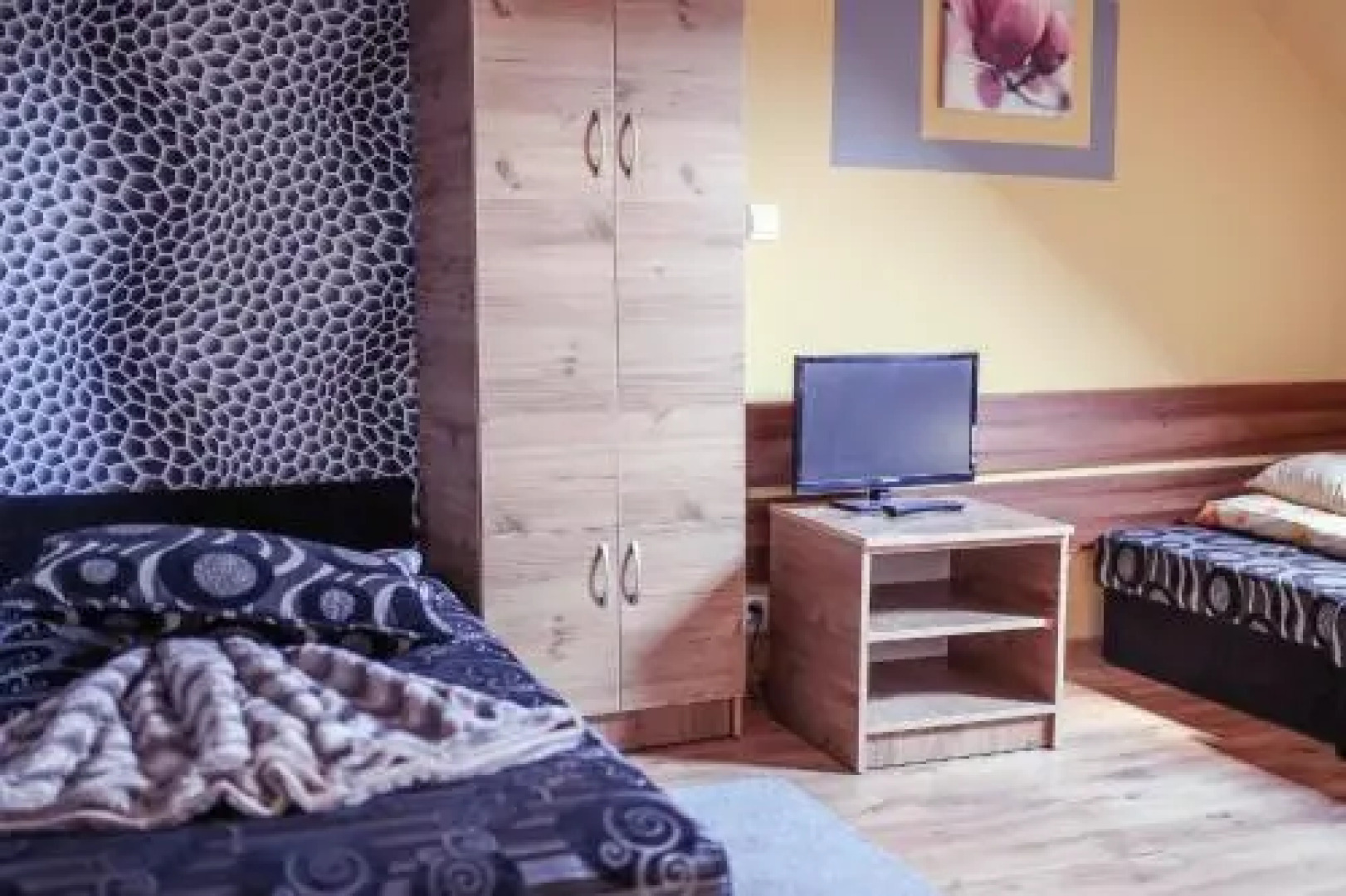 Aparthotel "DZIEWIĘTNASTKA"