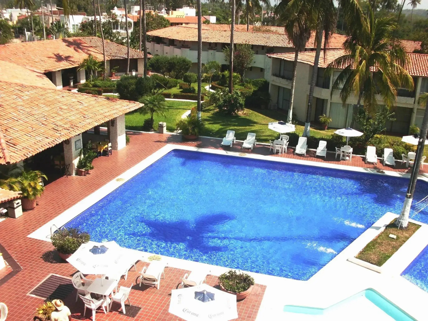Cabo Blanco Hotel & Marina