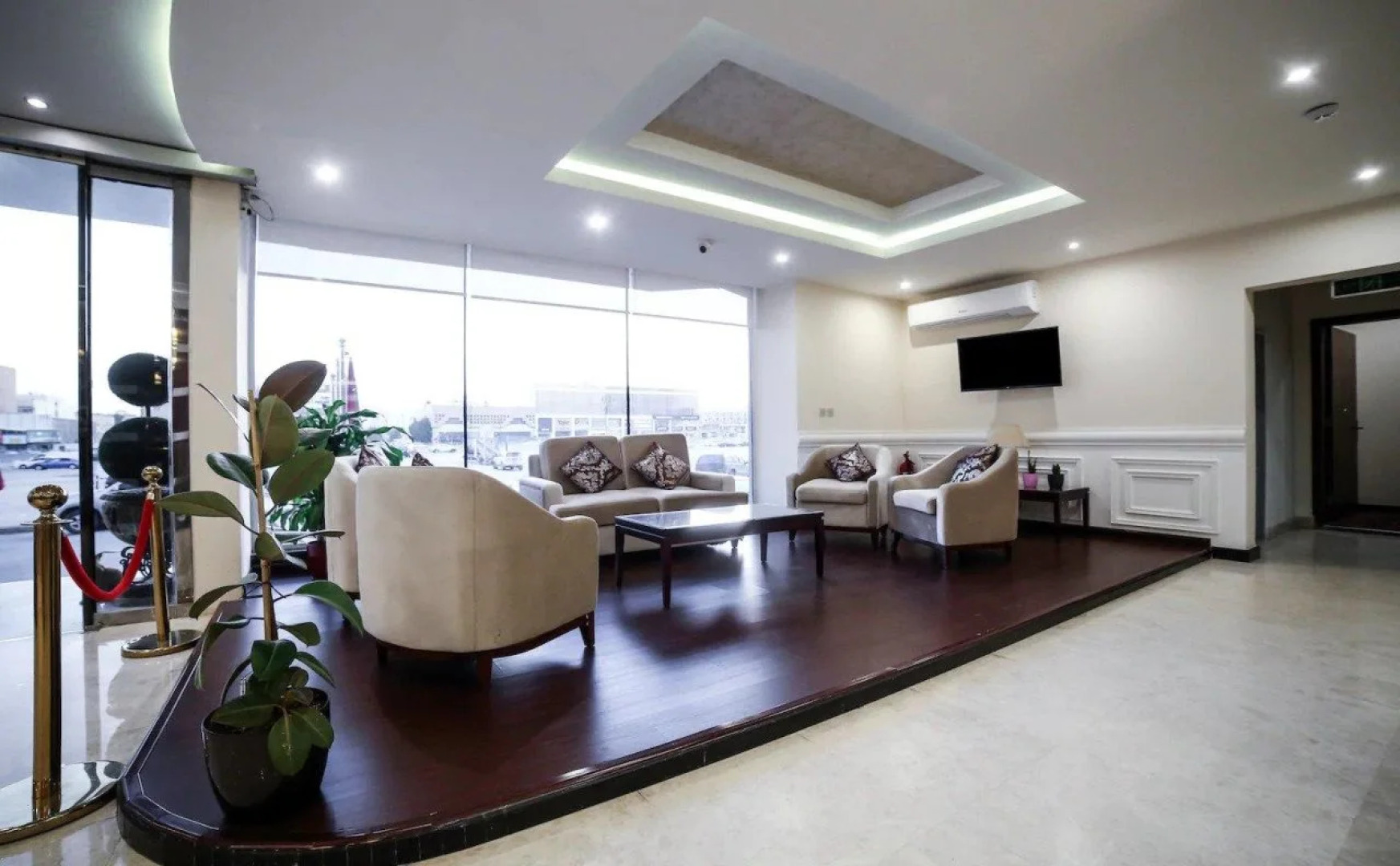 OYO 130 Night Inn Hotel