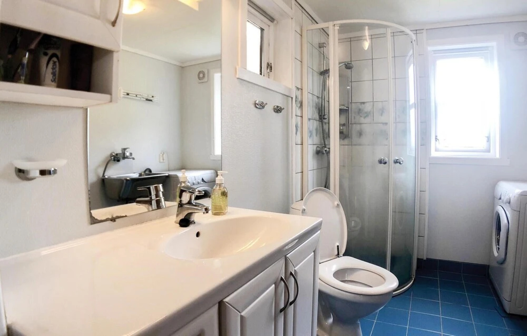 Nice Home in Norheimsund With 4 Bedrooms and Wifi