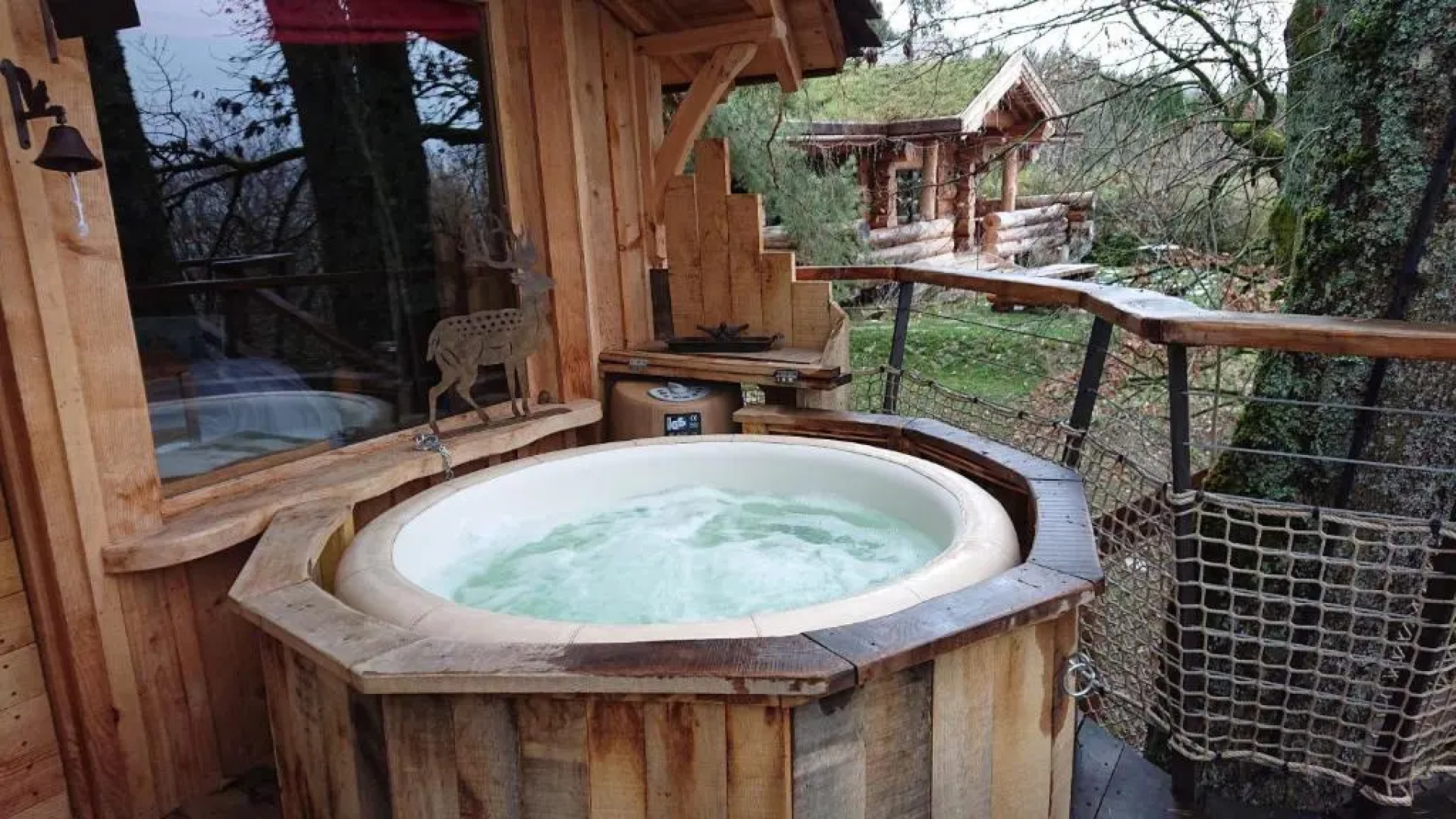 Les Cabanes Du Saleve