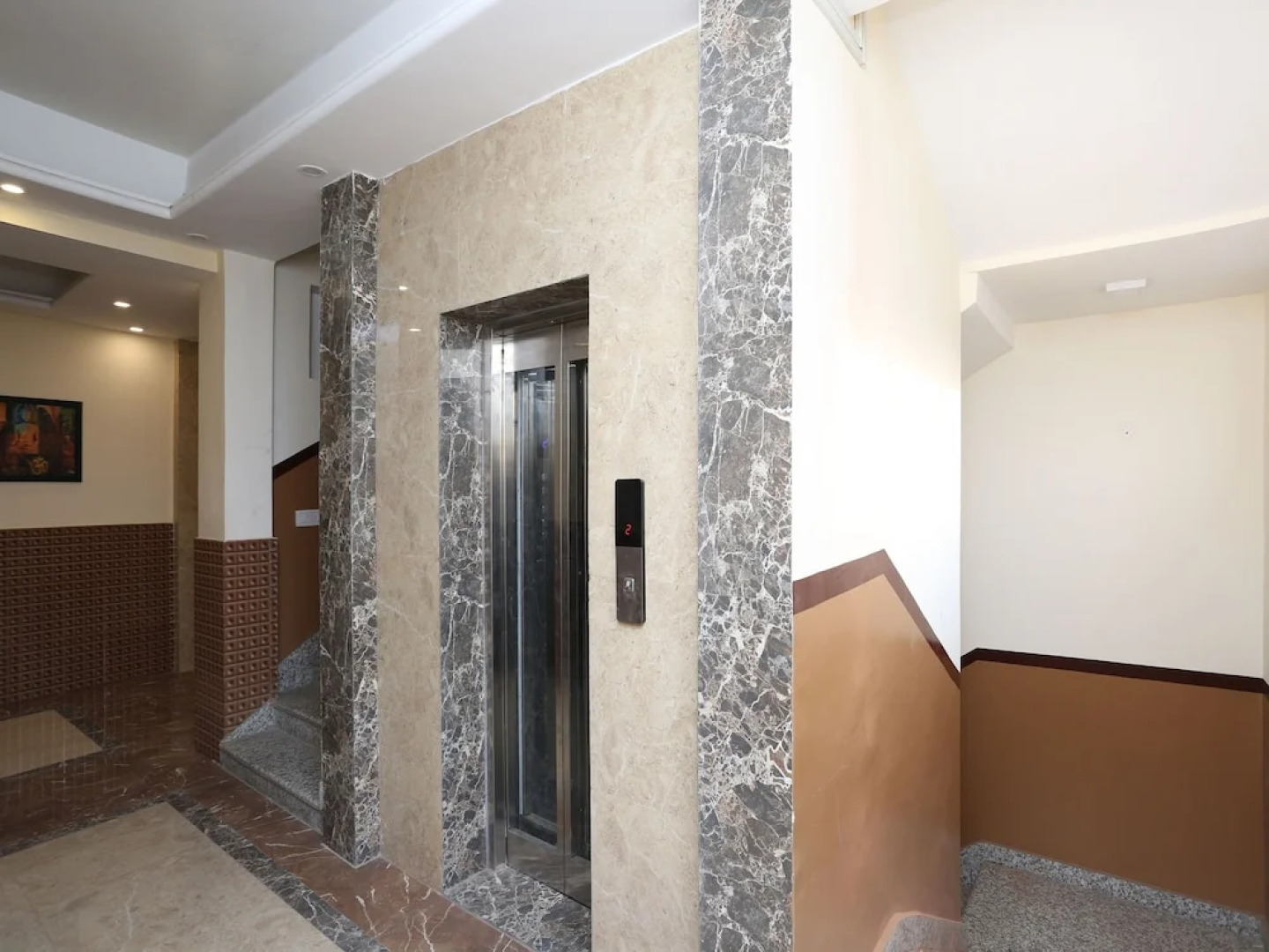 OYO 12833 Century Grand