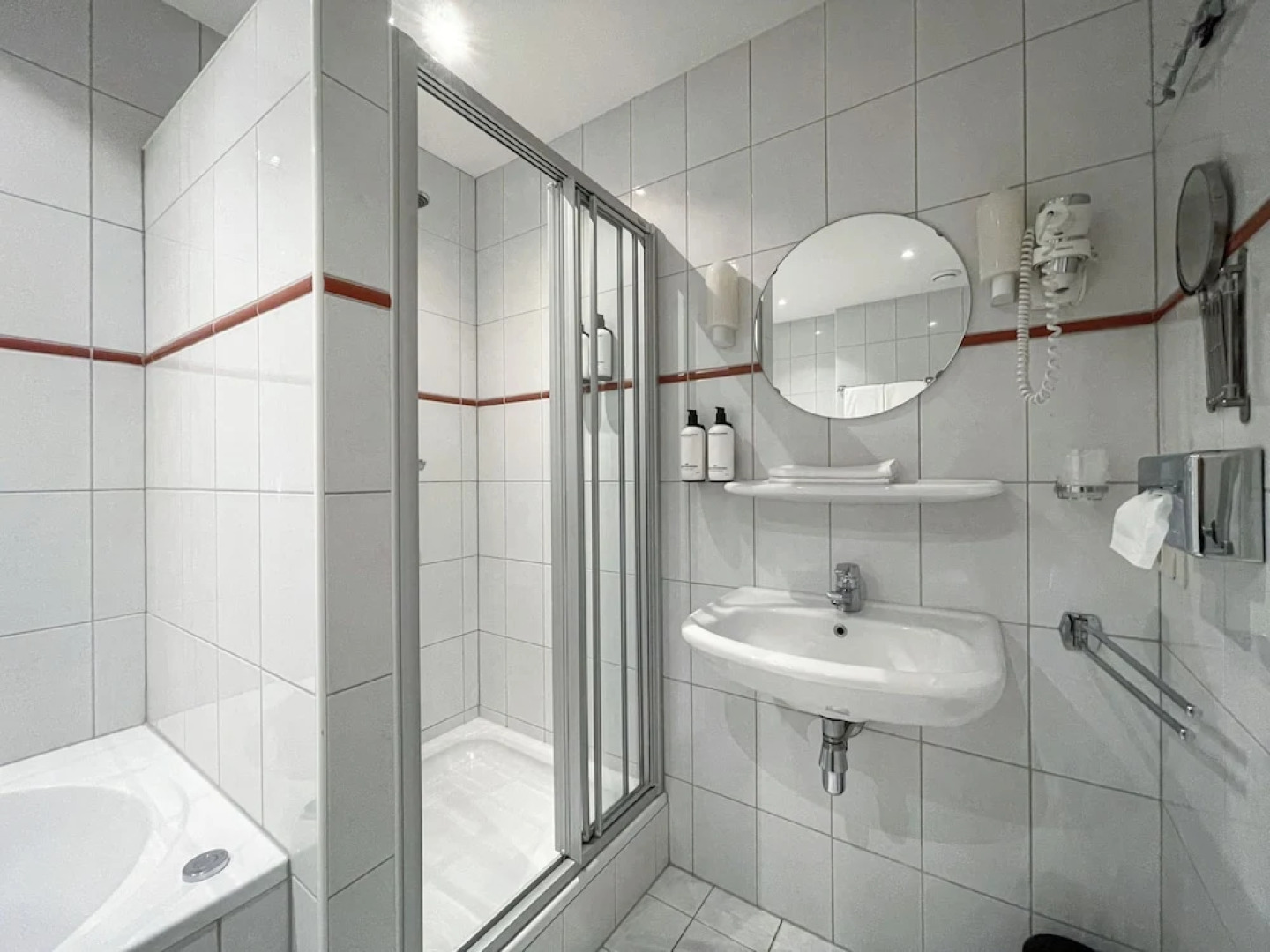 De Zon Hotel & Restaurant by Flow