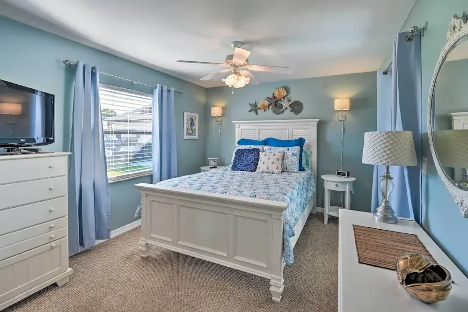 Condo w/ Screened-in Porch, 1 Mi to Sebring Golf!